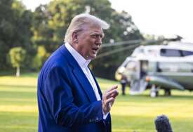 Trump: Prekid vatre prekršili su i Izrael i Iran￼