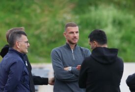 U Fiorentinu dolazi stručnjak koji je trenirao Krunića, poznat datum debija Džeke