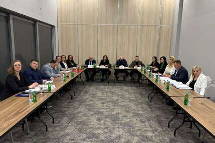 Federalni MUP drugu godinu zaredom dobio pozitivna mišljenja Ureda za reviziju institucija u FBiH, oglasio se i Isak