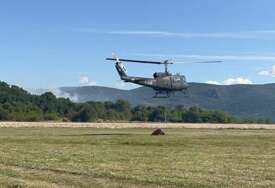 Vatrena stihija u Grudama: Požar gasi helikopter Oružanih snaga BiH