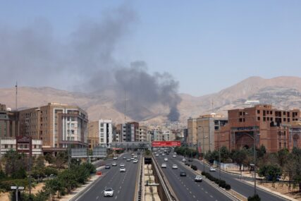 Izrael izvodi nove napade na centralni Iran, imaju kontrolu nad zračnim prostorom Teherana?