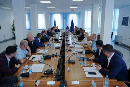 Za lokalne i regionalne ceste u tri kantona 6,3 miliona KM