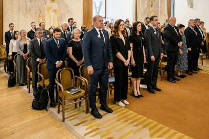 U Parlamentu Češke održana komemoracija u povodu 30. godišnjice genocida u Srebrenici