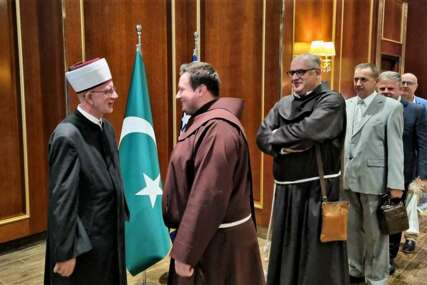Muftija tuzlanski na bajramskom prijemu pozvao na plemenitost i solidarnost
