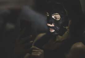 Popularne maske isušuju kožu i ubrzavaju nastanak bora