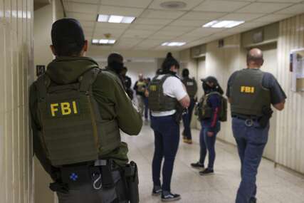 TRUMPOV RAT I NA ISTOČNOJ OBALI Desetine imigranata uhapšene od strane ICE-a u New Yorku