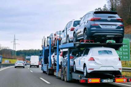 OBJAVLJENI PODACI O UVOZU AUTOMOBILA U BiH Više od pola miliona KM za samo jedan model...