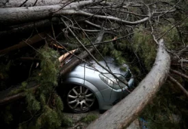 Zbog nevremena niz pomorskih nezgoda, prošle noći stiglo više od 270 poziva