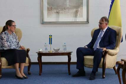 Nikšić s ambasadoricom Švedske u BiH: Podrška digitalizaciji i nastavku reformskih procesa