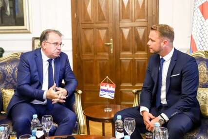 NERMIN NIKŠIĆ NAKON SASTANKA S DRAŠKOM STANIVUKOVIĆEM "Federalna vlada će i u budućnosti ulagati tamo gdje postoji potreba…"