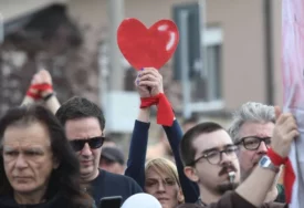 Za petak u Beogradu najavljen skup "Stop progonu novinara"
