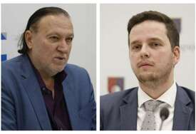Mladi iz KS traže ostavku ministra Pandurevića i premijera Uka