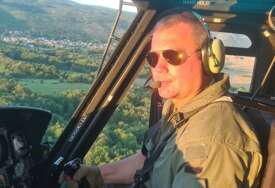 Heroji u uniformi: Piloti OS BiH prvo spasili povrijeđenu osobu, potom gasili požar