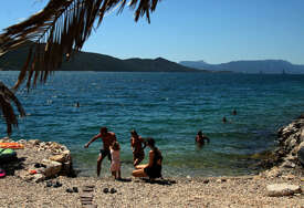 Budite na oprezu kad rezervišete: Smještaj navodno na plaži, a ZAVRŠITE NA MAGISTRALI