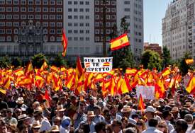 Protest u Madridu: Desetine hiljada demonstranata traže ostavku premijera Sancheza