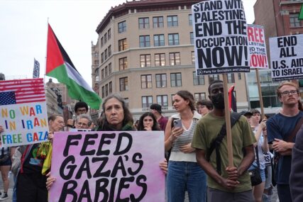Četiri propalestinska aktivista optužena zbog provale u britansku vojnu bazu