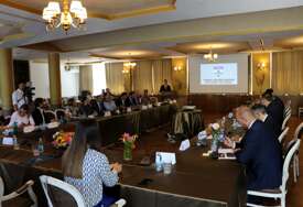 Predstavnici kantonalnih skupština u FBiH na konferenciji u Bihaću saglasni u borbi protiv korupcije