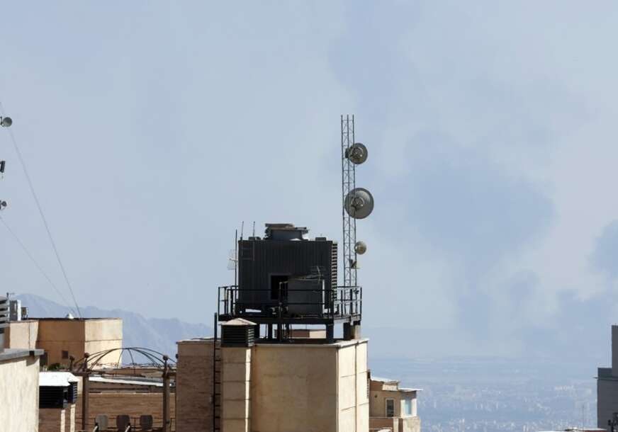 FOTO: EPA-EFE/ABEDIN TAHERKENAREH

