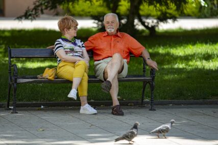U BiH upaljeni meteoalarmi! Visoke temperature i danas, ali prijeti i nešto mnogo opasnije