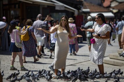TOPLOTNI UDAR Gradačac jutros ponovo rekorder, evo do koliko će danas rasti temperature u BiH