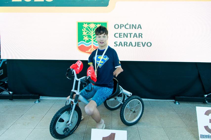 FOTO: USTUPLJENA FOTOGRAFIJA