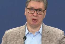 Vučić najavio hapšenja i pokazivao snimke s prosvjeda u Beogradu