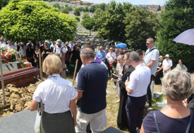 Profesor Željko Šain sahranjen u Sarajevu na Gradskom groblju "Bare"