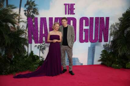 Pamela Anderson i Liam Neeson novi su par u Hollywoodu