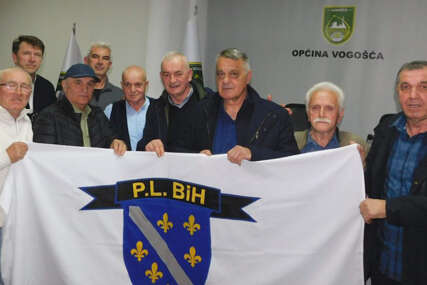 I ove godine predstavnici "Patriotske lige" Općine Vogošća u Potočarima na ukopu žrtava genocida