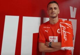 Besim Šerbečić potpisao za Velež: Bivši defanzivac Sarajeva stigao u Mostar
