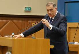 Dodik nazvao pilota usred sjednice NSRS-a: Halo, kad si zadnji put bio u Britaniji?