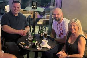 FOTO: USTUPLJENE TOTOGRAFIJE