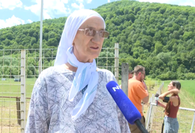 Srebreničke majke obišle stratišta: Pokušali su ubiti našu pamet