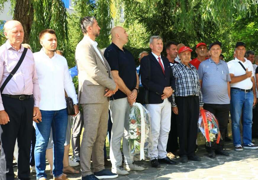 FOTO: VLADA KS