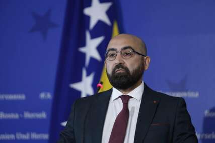 Hasanović: Bit će zanimljivo pratiti april jer će RS-u stići dug od 600 miliona KM koji ne može prebaciti BiH