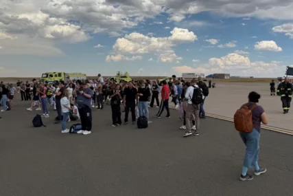 Mehanički problem pri polijetanju primorao putnike American Airlinesa na evakuaciju