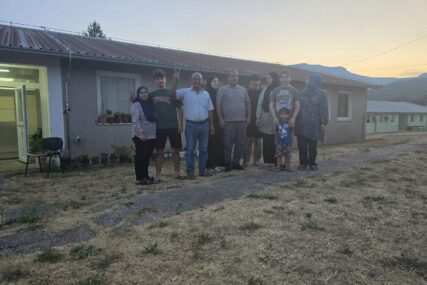 Pomozi.ba pokrenulo kampanju za kupovinu kuće za 5 palestinskih porodica koje su trenutno smještene u kampu Salakovac
