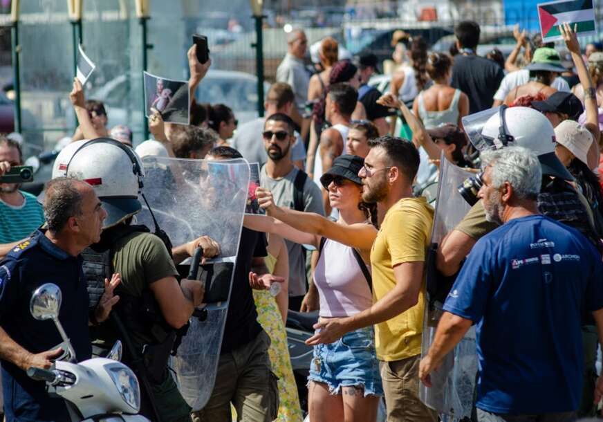 FOTO: EPA/LEFTERIS DAMIANIDIS