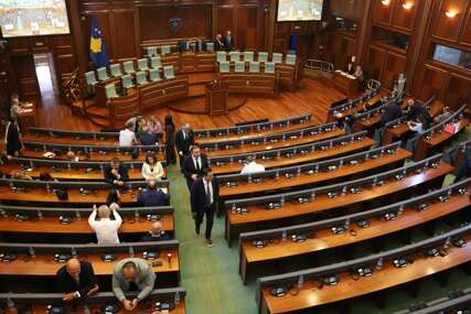 Kosovo: Bezuspješan i 52. pokušaj konstituisanja parlamenta, nastavak sjednice sutra