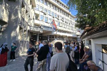 Potvrdio Viši sud u Novom Pazaru: Prva žena u Srbiji osuđena na doživotni zatvor - svekrvu izbola više od 120 puta