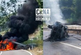 Dvije osobe povrijeđene u nesreći kod Semizovca: Vozilo izgorjelo, saobraćaj potpuno obustavljen
