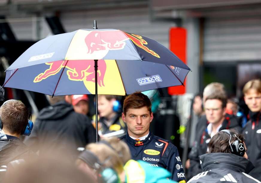 FOTO: EPA/YVES HERMAN / POOL