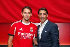 Benfica zvanično predstavila reprezentativca BiH: Amar Dedić novi fudbaler slavnog kluba