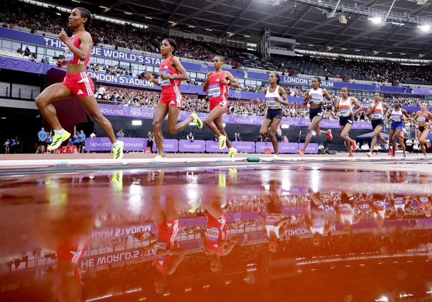 FOTO: EPA/TOLGA AKMEN