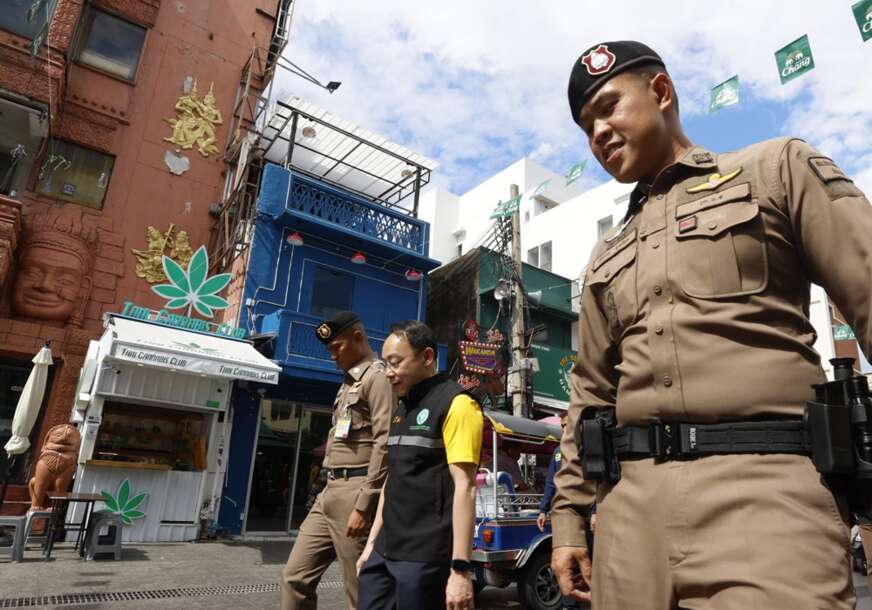 FOTO: EPA/NARONG SANGNAK

