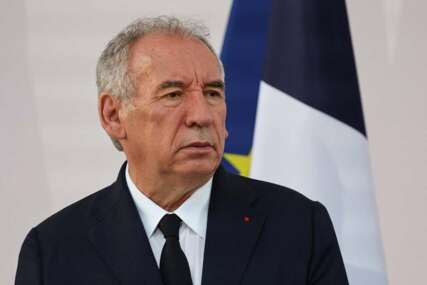 Bayrou najavio ukidanje dva državna praznika u Francuskoj u suočavanju s golemim dugom