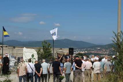 U Vogošći obilježena 33. godišnjica "Bitke za Poljine" NEPRIJATELJ SE SAMO HRABRIH I SLOŽNIH BOJI