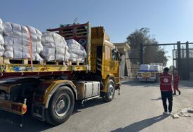Demonstranti u Džakarti traže od Egipta otvaranje prelaza Rafah za pomoć Gazi