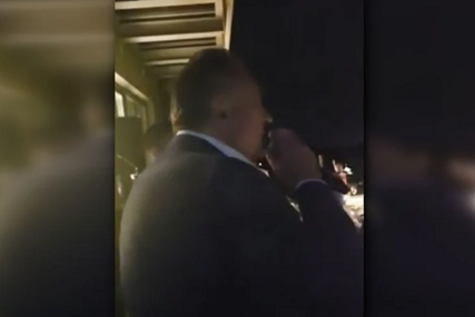 Šta je Dodik sinoć pjevao nakon što se nagodio sa Tužilaštvom BiH (VIDEO)
