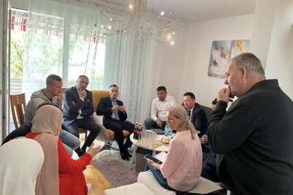 Hurtić posjetio porodice tragično stradale djece u srednjoj školi u Grazu porijeklom iz BiH